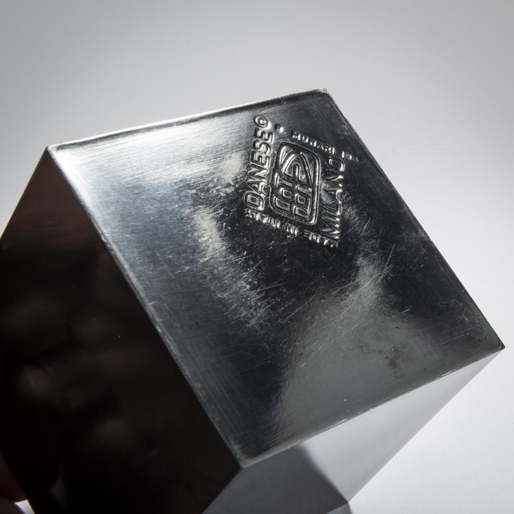 Cubo Ashtray - view 2