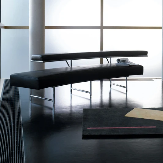 Monte Carlo Sofa by Eileen Gray - view 3