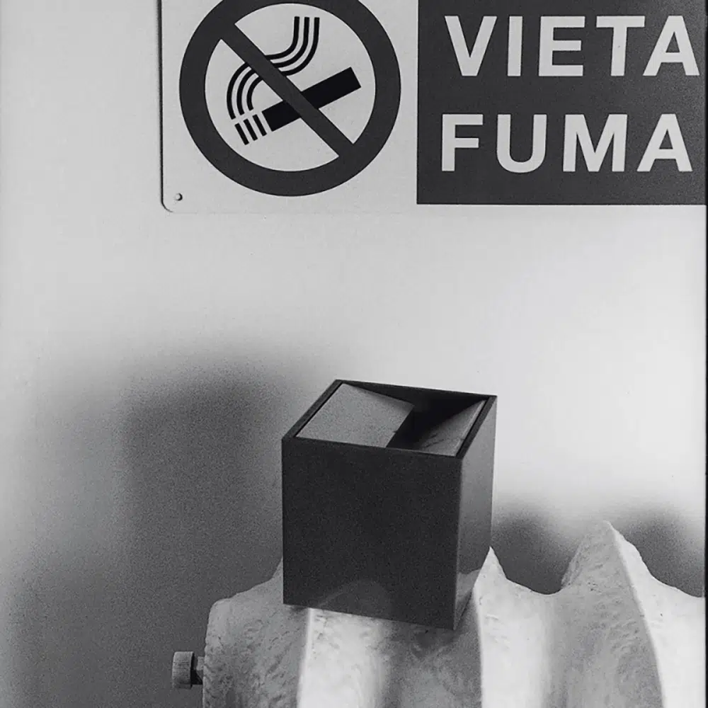 Cubo Ashtray - view 4